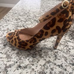 Size 7 - Leopard Print 
