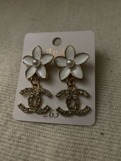 Design Earrings 