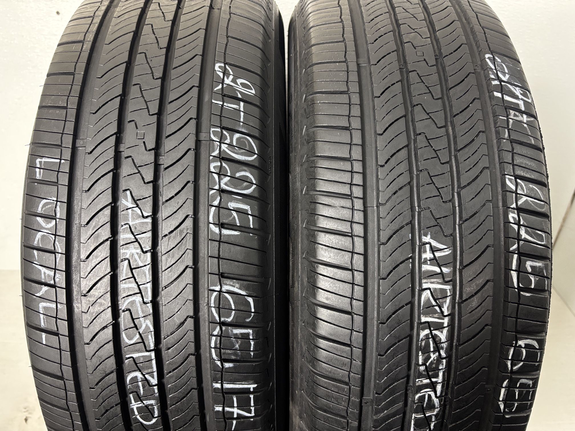 2 Tires 225 65 17 Cooper Endeavor Plus High Tread
