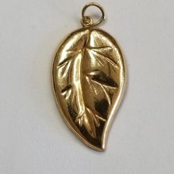 Gold Leaf design Pendant 
