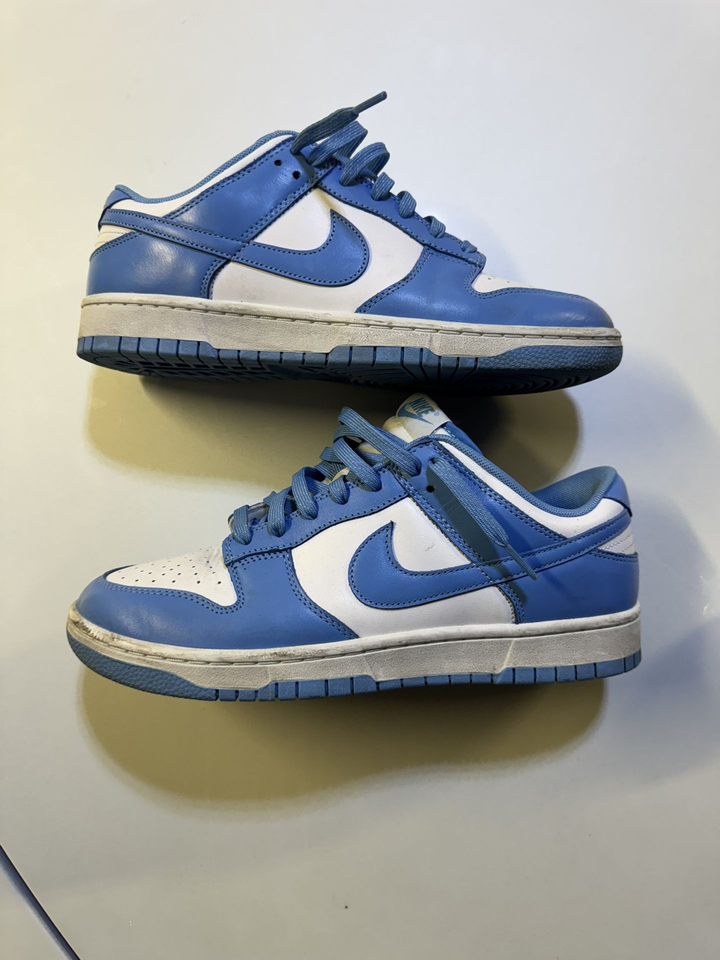 Nike Dunks UNC Size 10 Men's