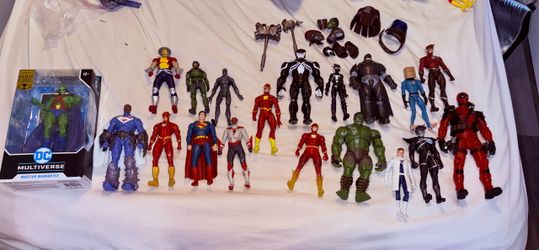 Marvel/DC FIGURE LOT