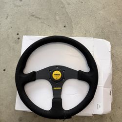 MOMO Montecarlo Style Steering Wheel