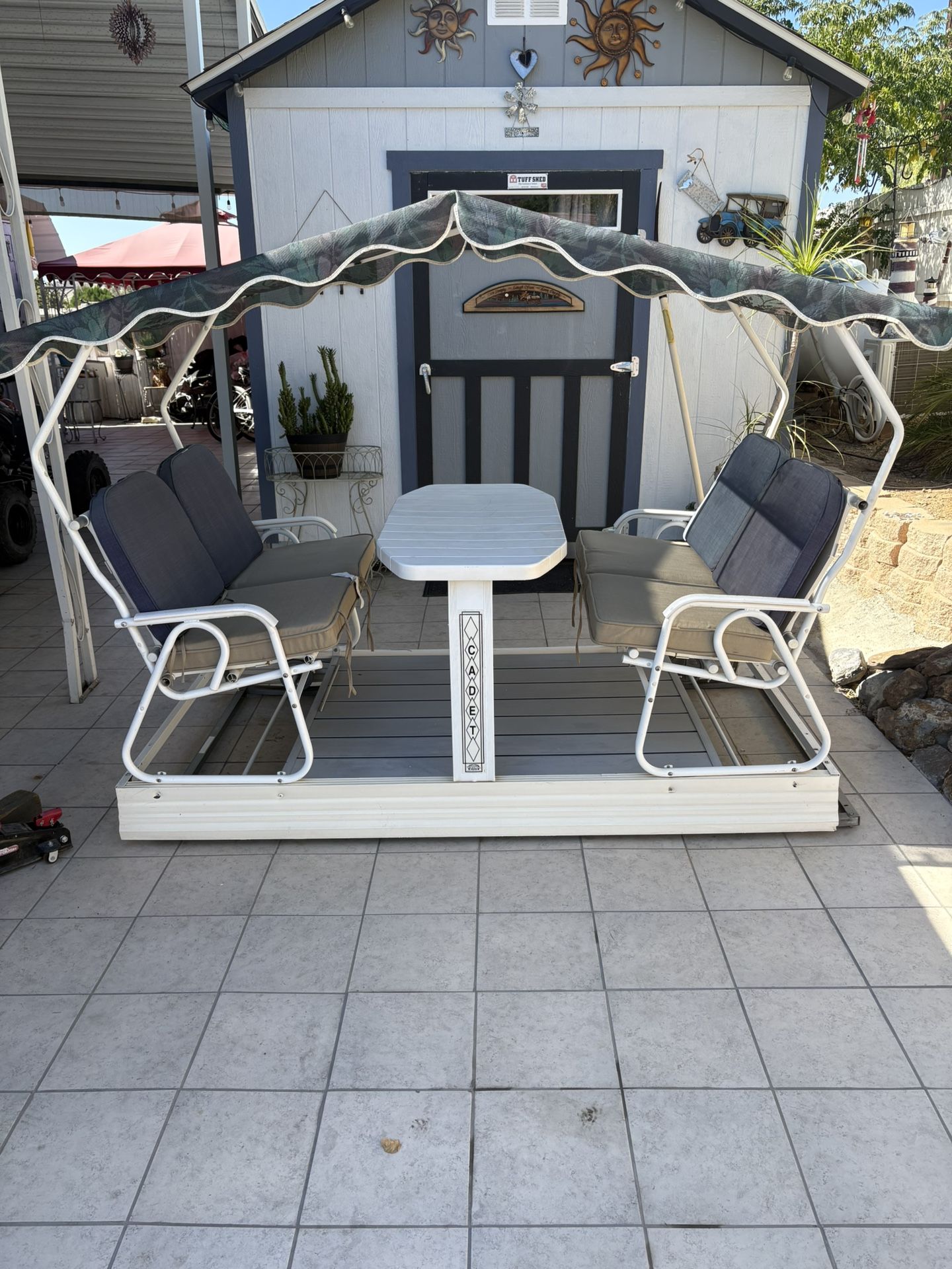 Veranda Jardin brand glider swing