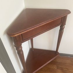 Corner Accent Table