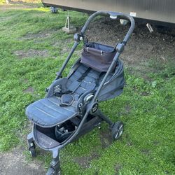 FREE BABY JOGGER STROLLER 