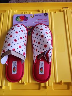 Fruit of the Loom Women's Memory Foam Slippers Size L