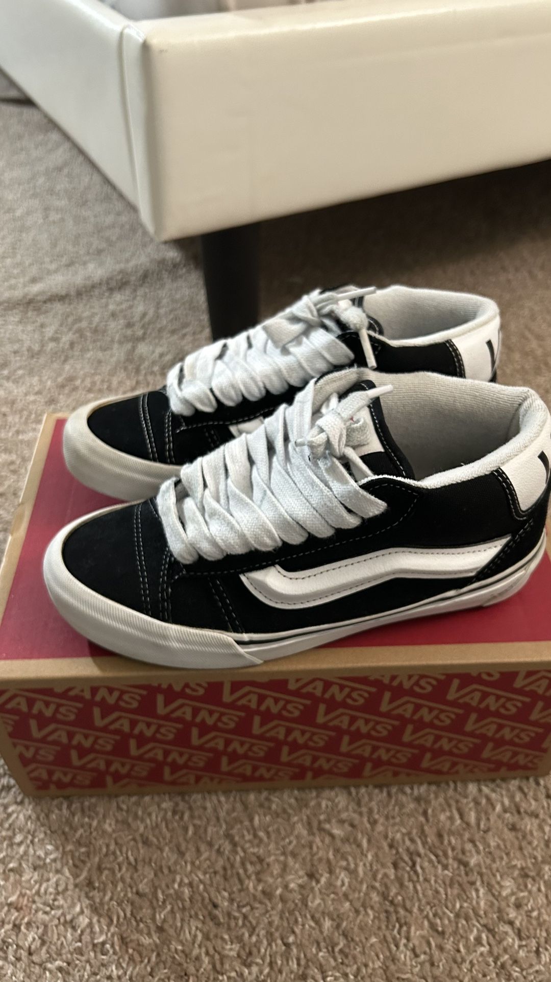 vans knu mid