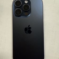 Unlocked iPhone 15 Pro Black Titanium 256GB