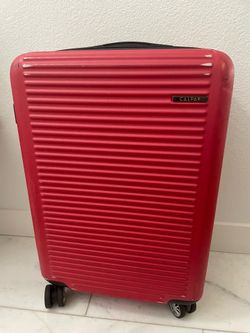 Medium size suitcase