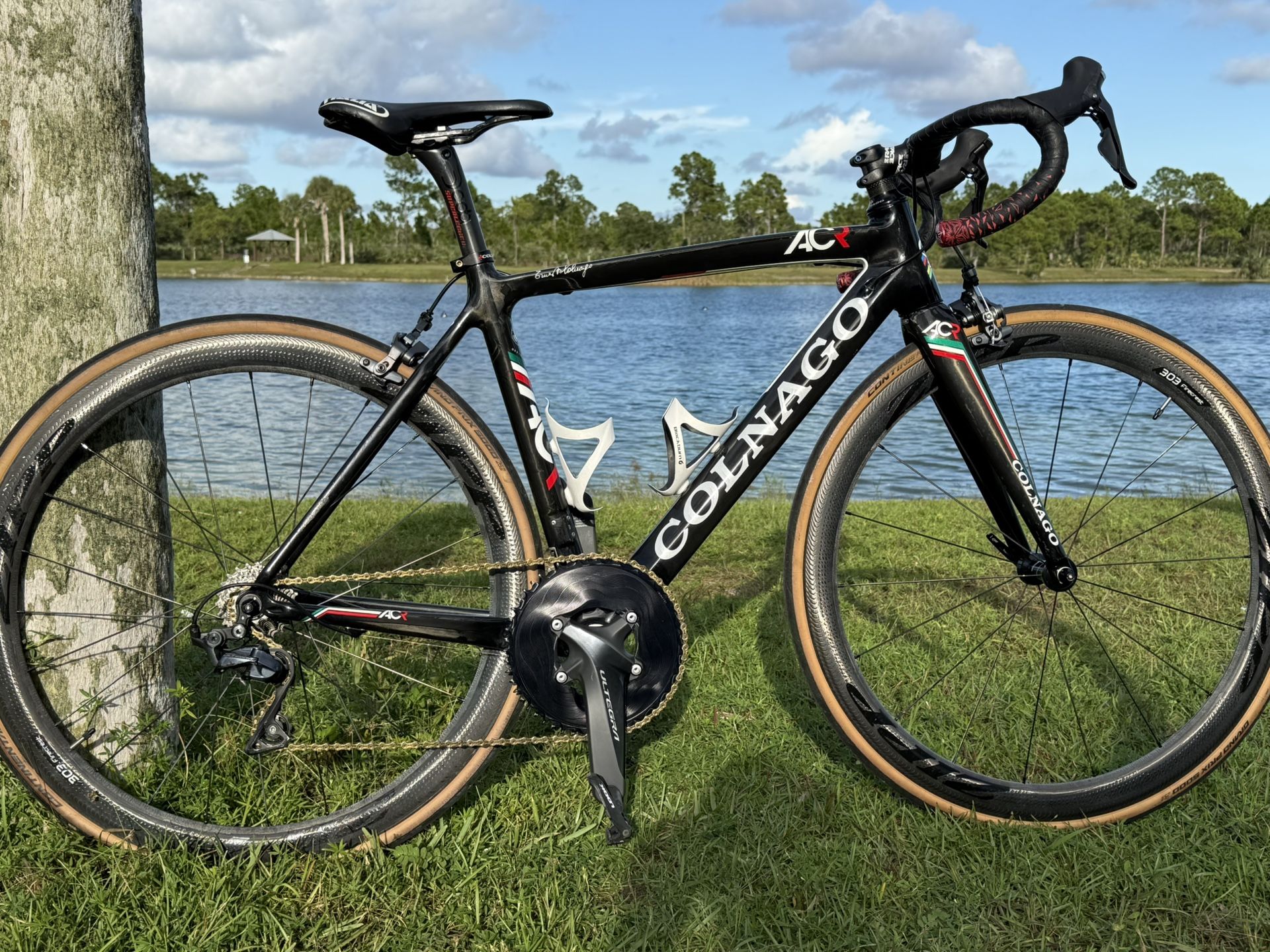 Colnago ACR Carbon Road Bike – Ultegra R8000, Zipp 303 Firecrest, Size 50