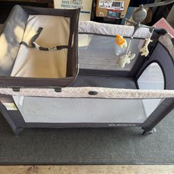 Play Pin With A Changing Table 