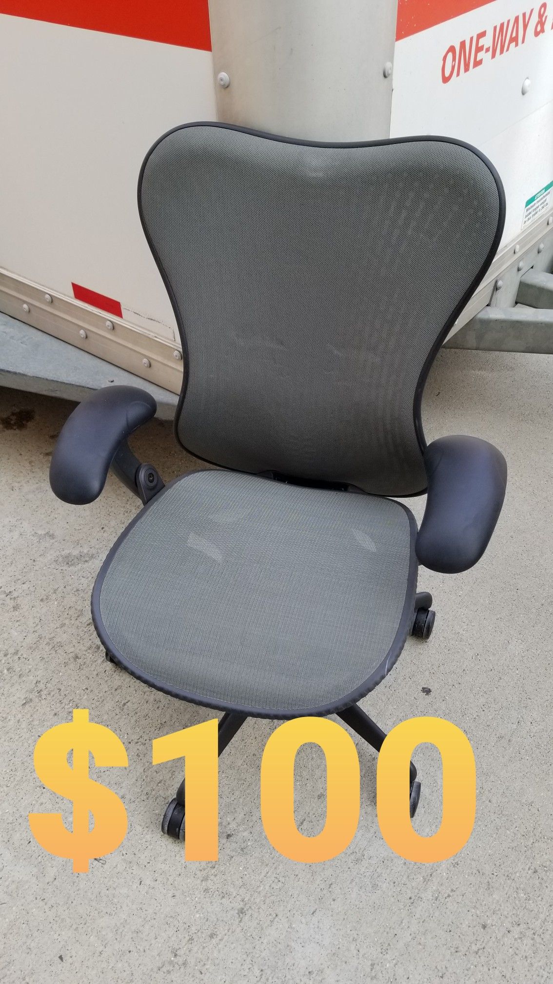 Herman Miller Mirra office desk chair. Only $100!