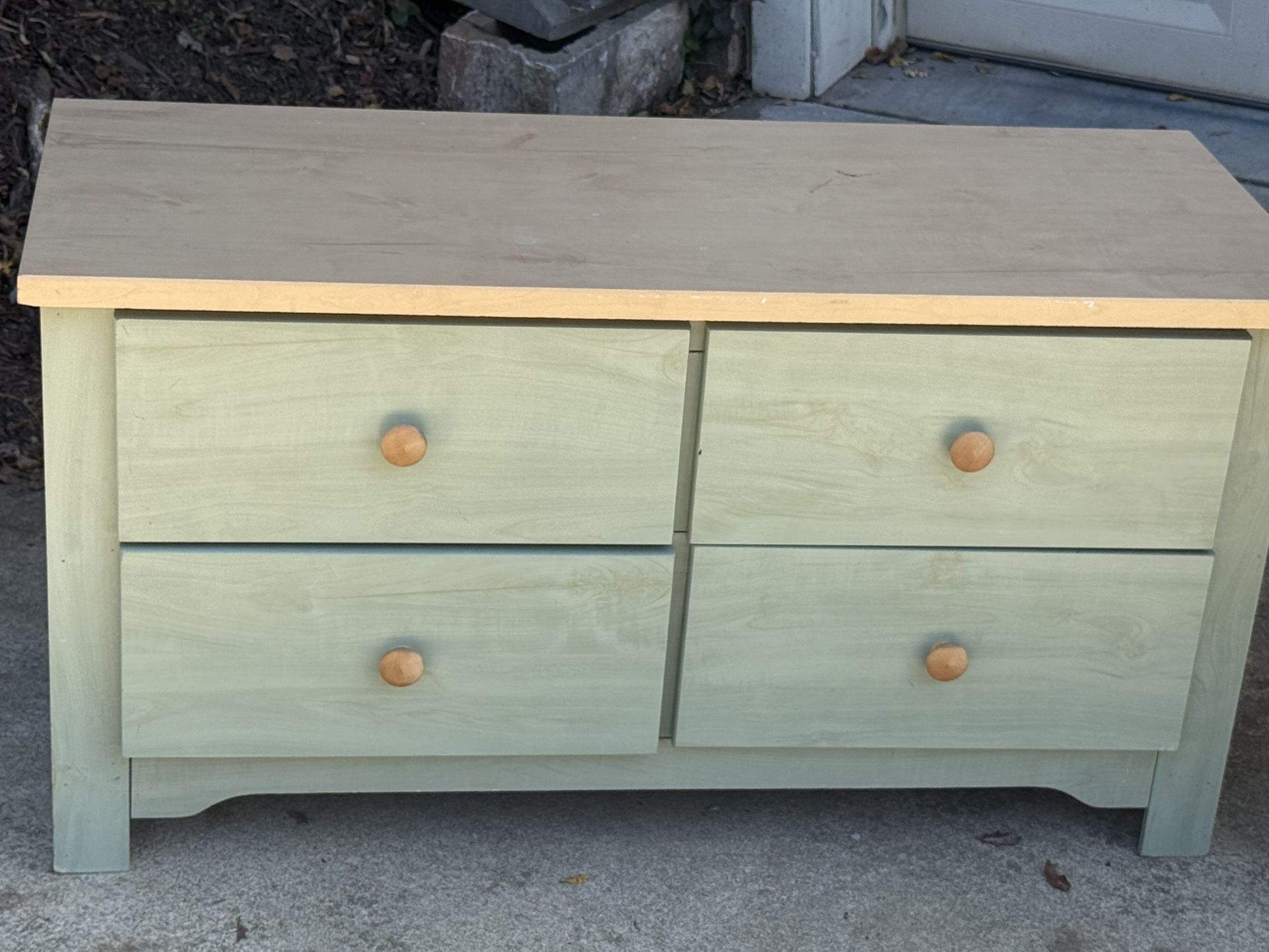 Wood Dresser Set