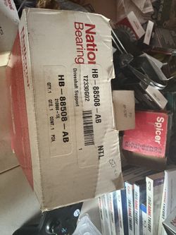  carrier bearing. support 