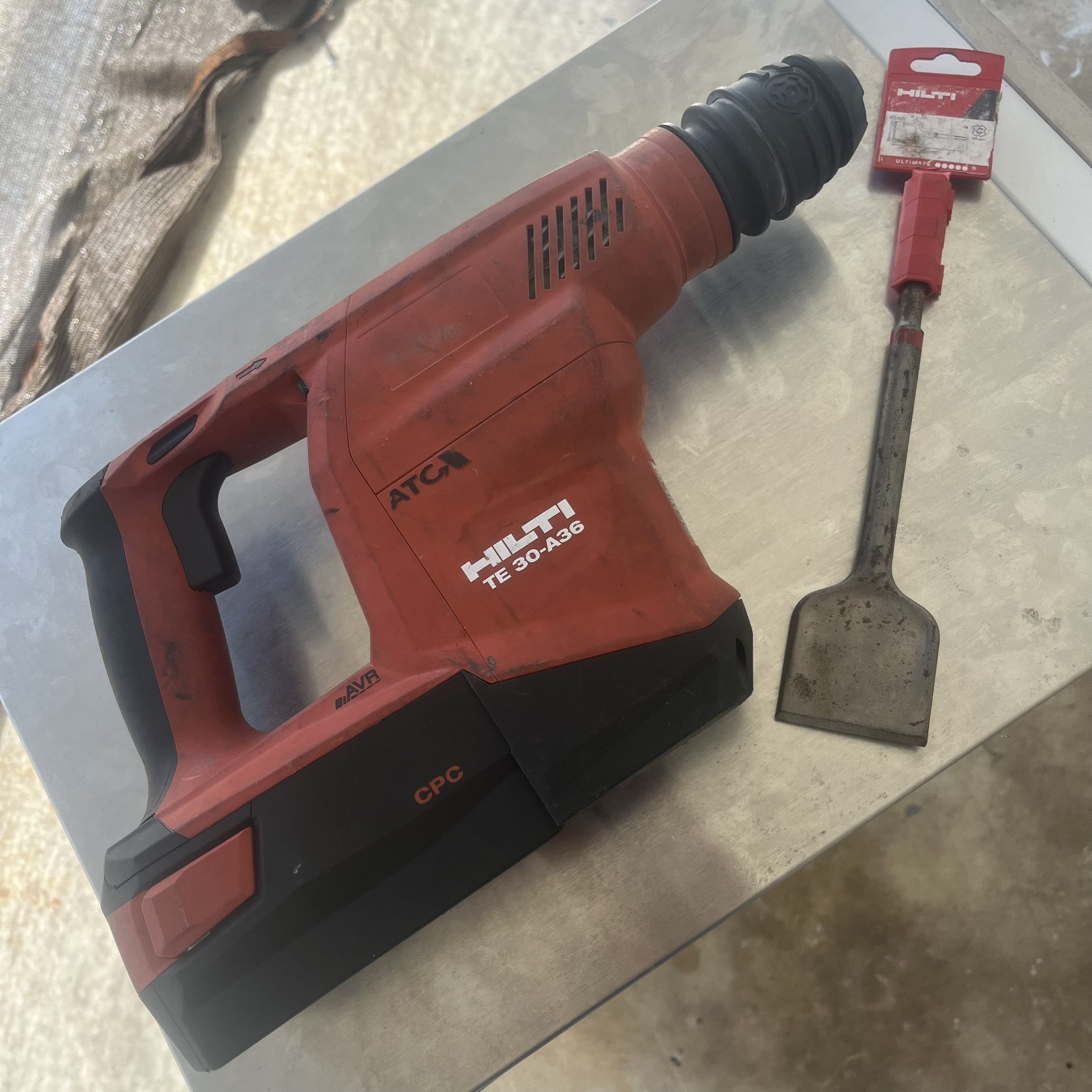Hilti SDS Plus Concrete Drill/ Chiseler