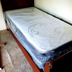 NEW TWIN MATTRESS. Bed frame is not available. Take it home the same day 👍