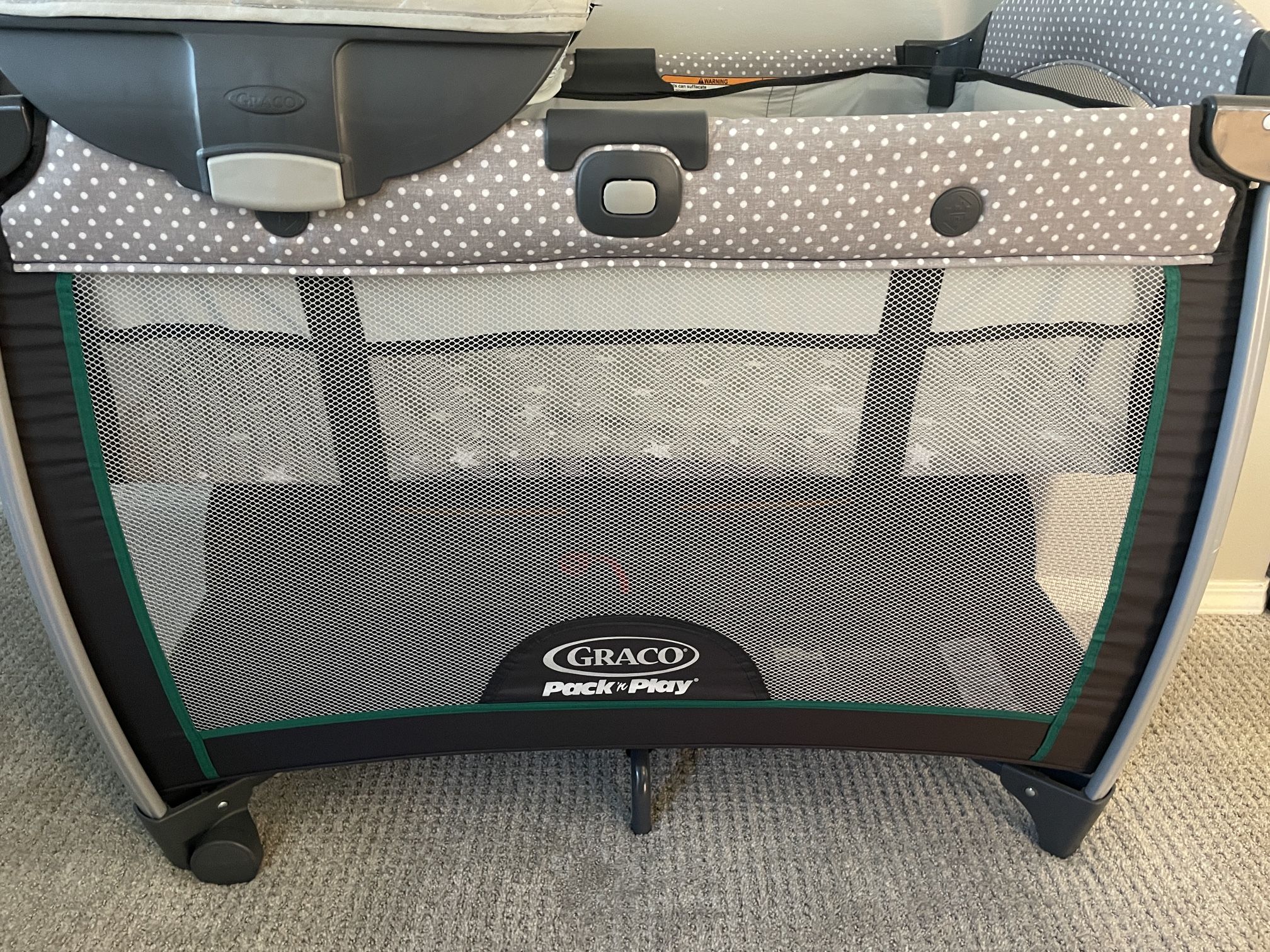Graco Pack n Play Quick Connect Playard With Bouncer Changing