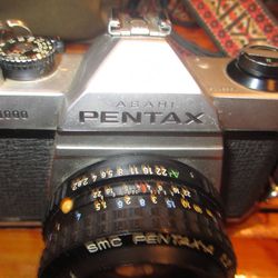 Pentax K1000 35mm SLR Camera Kit w/ 50mm or 55mm Lens – excellent work