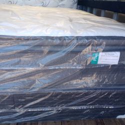 Brand New Queen Size Sealy Pillowtop Mattress And Free Box Spring Free Delivery 