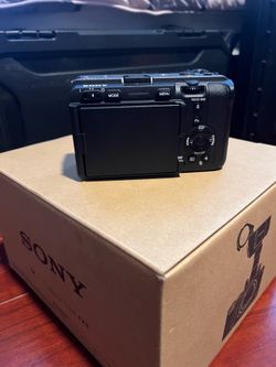 Sony FX3A Full-Frame Cinema Camera + Original XLR Handle (Excellent Condition)