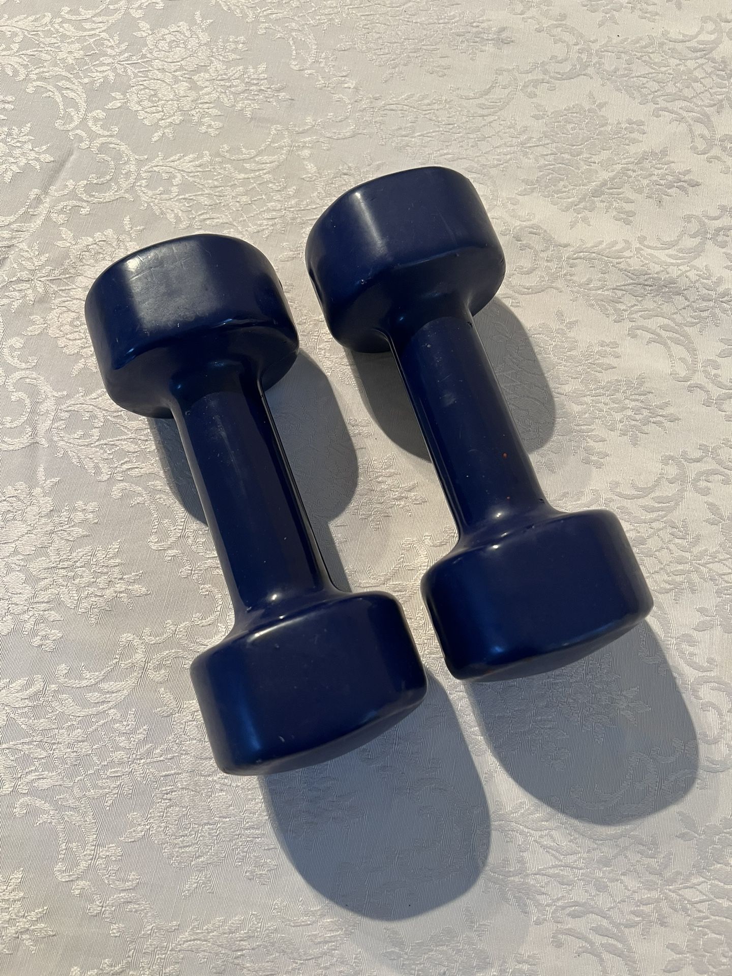 DUMBBELL 6 LBS EACH ~ BARELY USED ~ EXCELLENT CONDITION