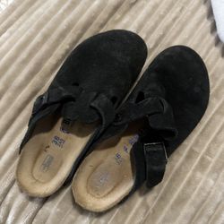 black clog birkenstocks 