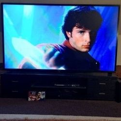 90" Sharp Aquos Tv 