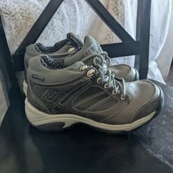 New Balance 1569 Walker Hiking Boots Size 7.5 
