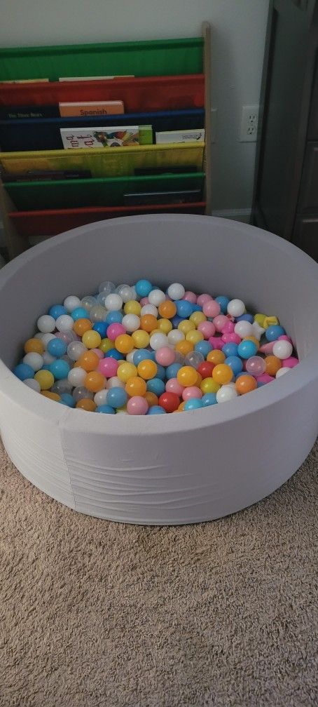 Child Ball Pit 