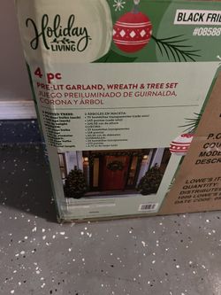 Holiday Living Indoor/Outdoor Pre-Lit 24-in Artificial Christmas Wreath, Garland, Potted Tree Set