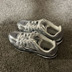 Nike P-6000 Grey size 11