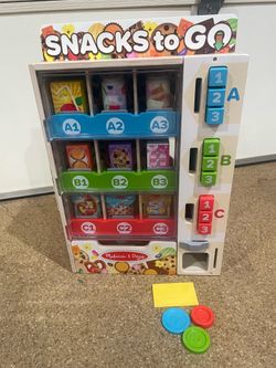 CASH ONLY Melissa and Doug Toy Vending Machine