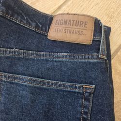 Men's Levi Signature Jeans