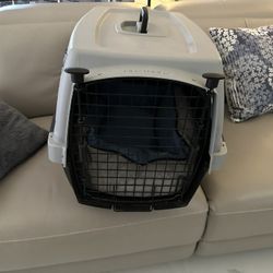 Dog crate