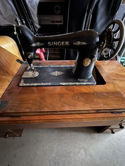 100 Year Old SINGER SEWING MACHINE - Antique Cool Old Rare - TRADES WELCOME.