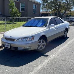 1999 Lexus ES 300