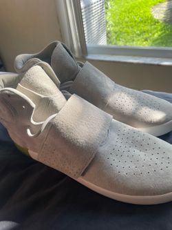 Adidas Tubular Size 12 Men