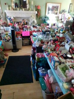 Huge indoor estate sale Fri and Sat Aug 7 and 8th 9a to 5p at 2410 sw 349 place. Federal way wa.