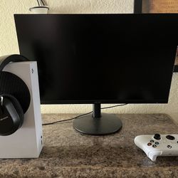 Xbox Series S with Headset And Controller/monitor