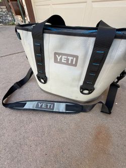 YETI Hopper 20 Soft Cooler – Fog Gray / Blue – Great Condition – $175