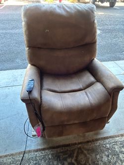 Power lift Recliner