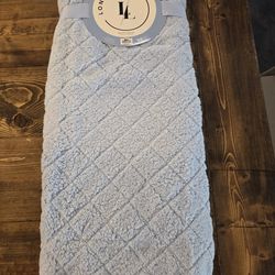 London Loft Diamond Sherpa Throw Baby Blue