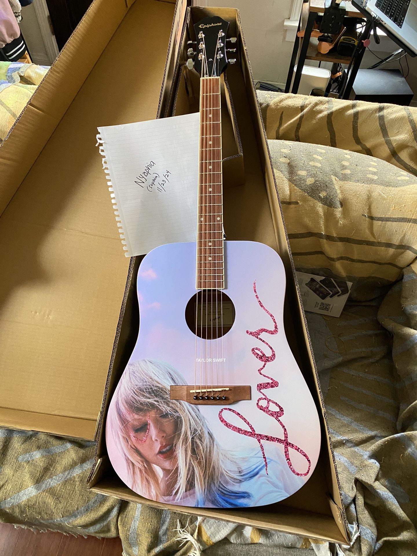 Official Taylor Swift Guitar