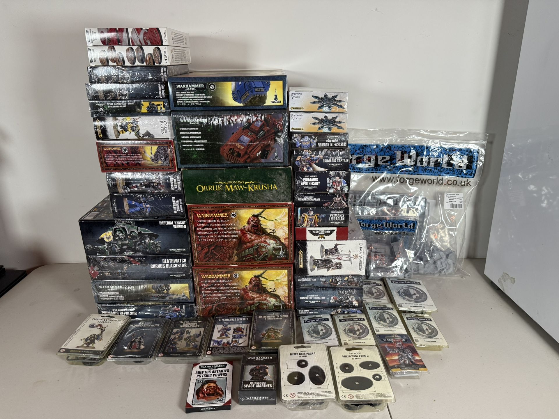 Huge lot of new in box Warhammer 40k, Forge World, Age of Sigmar and Warhammer Fantasy modelsÂ