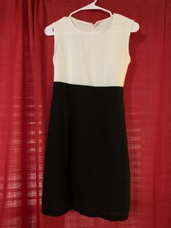 Women’s white and black dress
