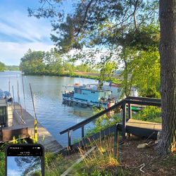 1973 Crest Pontoon Houseboat