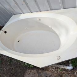 Garden Jacuzzi Tub