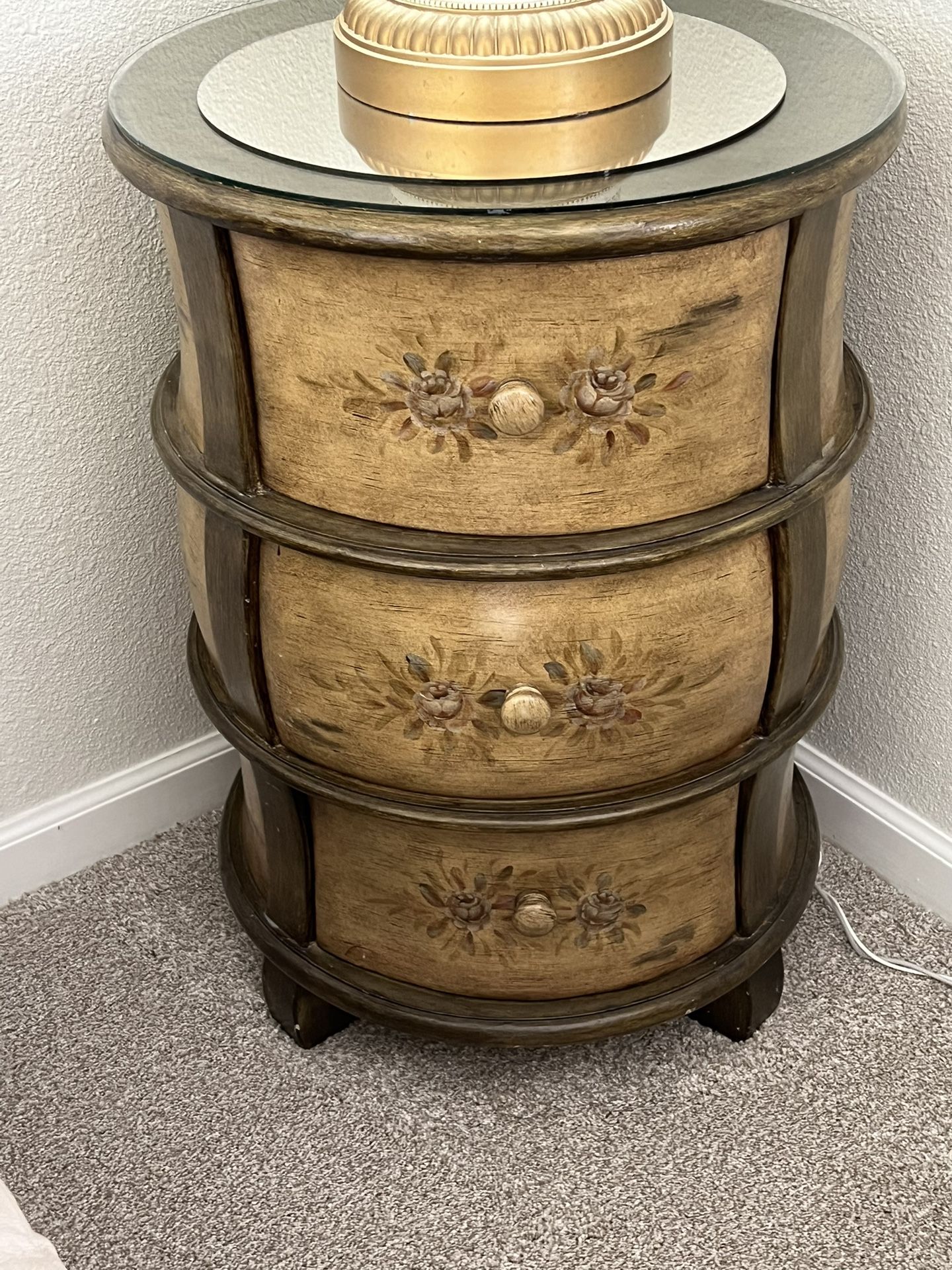 antique accent end table 