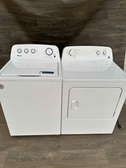 Amana washer and electric dryer laundry set